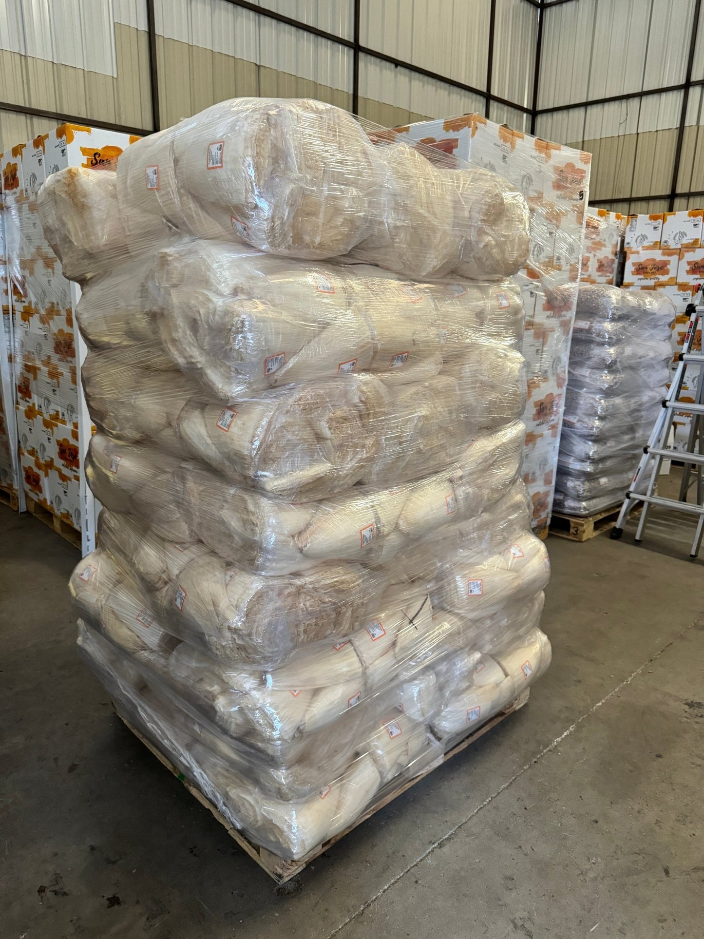 Dried Corn Husks Extra Size Bulk - SAN JOSE PRODUCE & IMPORTS LLC